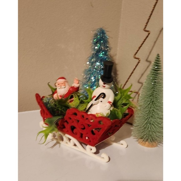 Vintage plastic velvet Santa snowman frosty table decor shelf decorations - Picture 4 of 12